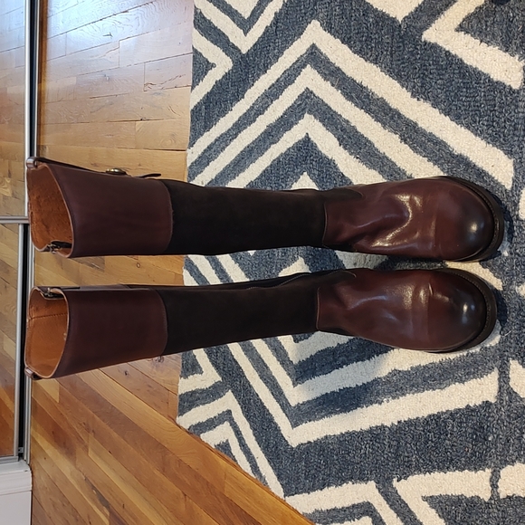 Frye tall boots with a low heel - Picture 5 of 12